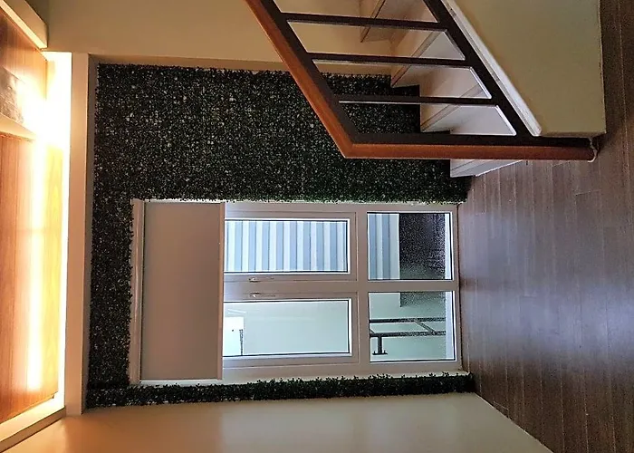 Hotel The Leaf House Manila